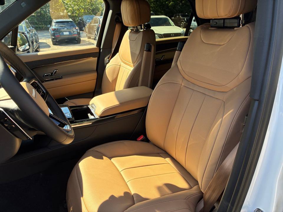 New 2026 Land Rover Range Rover Sport SE AWD/4WD image 30