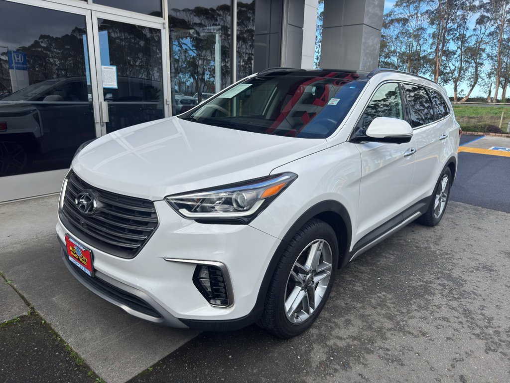 Used 2019 Hyundai Santa Fe XL image 2