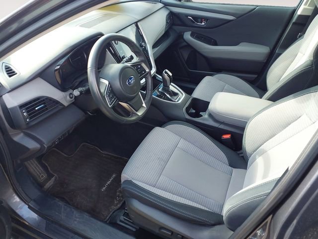 Used 2025 Subaru Outback Premium AWD/4WD image 15