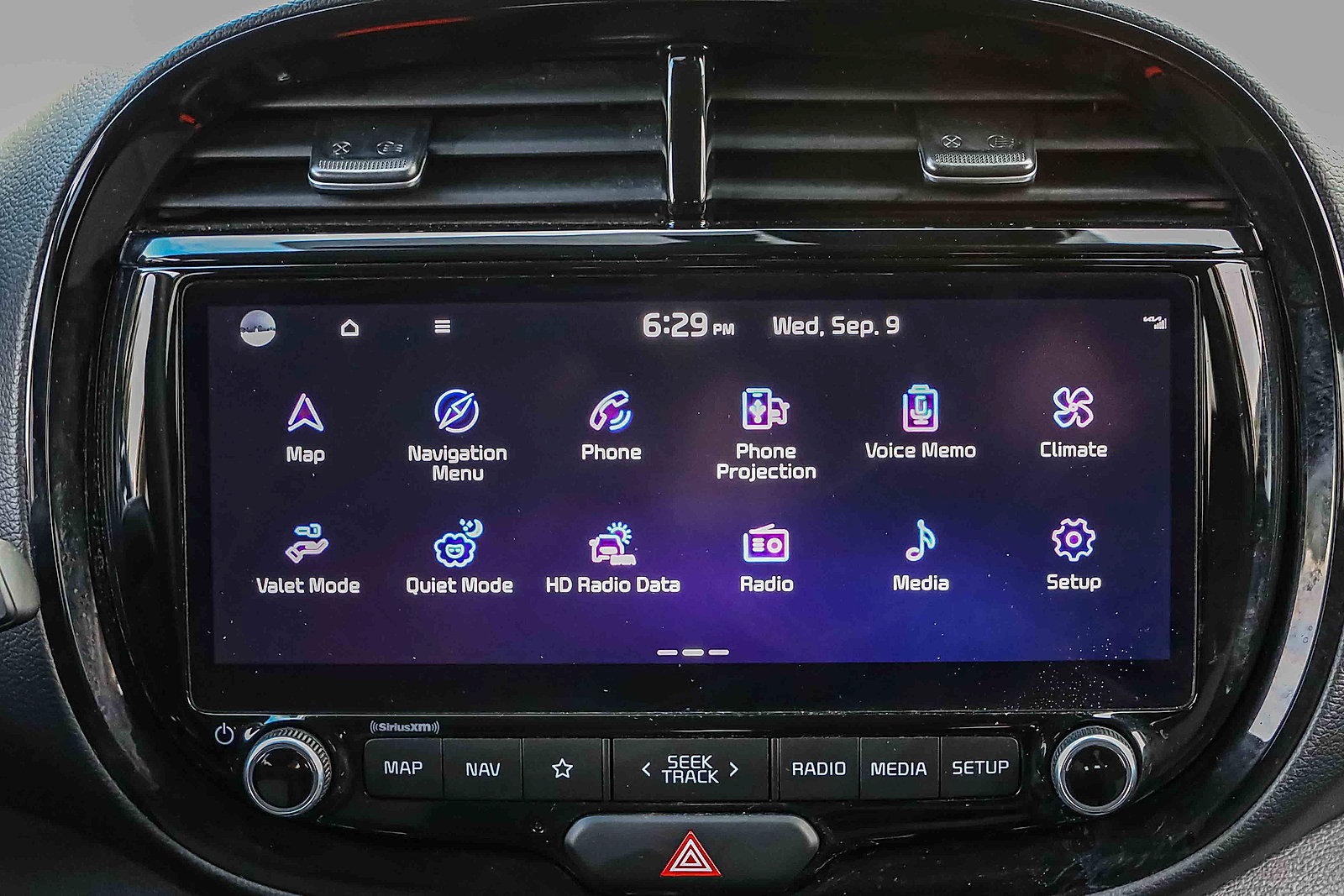 Certified 2023 Kia Soul S FWD image 11