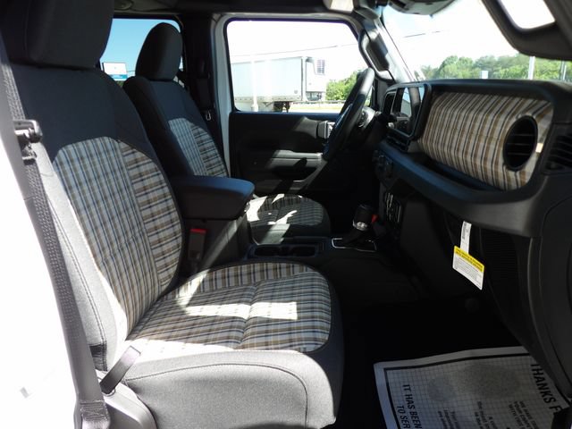 New 2026 Jeep Gladiator Mojave AWD/4WD image 12