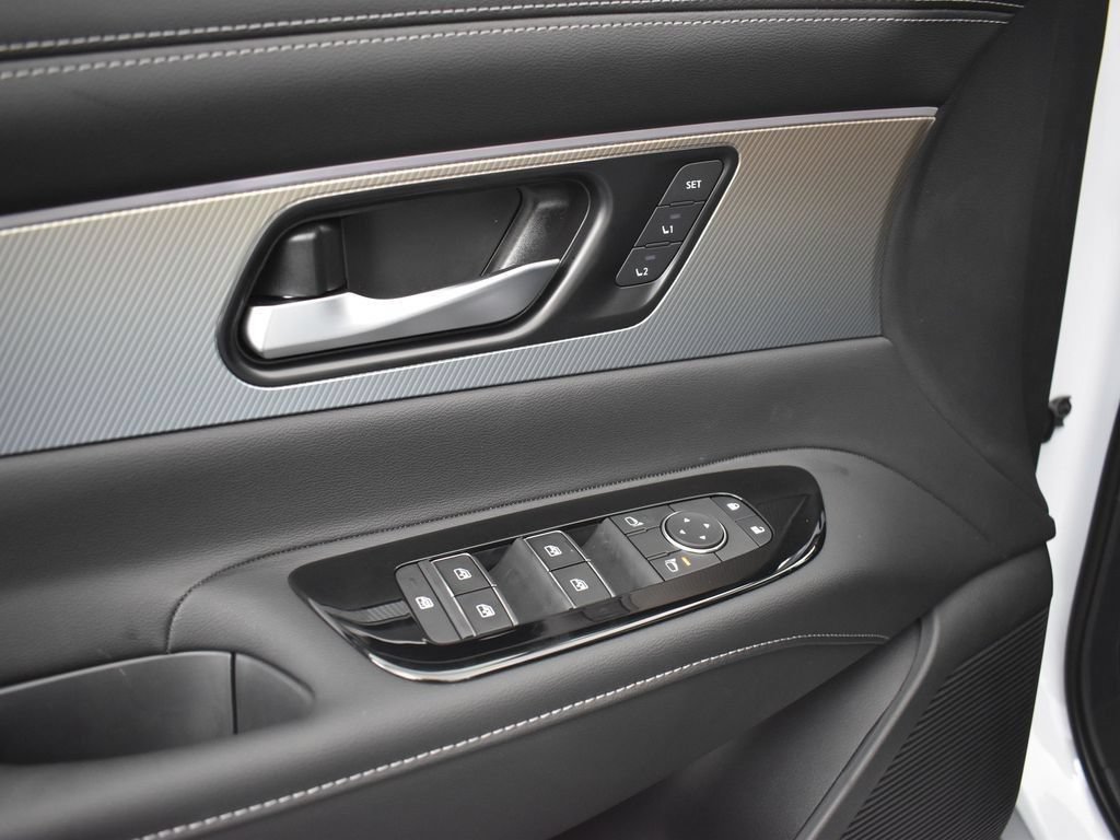 New 2025 Nissan Murano SL AWD/4WD image 25