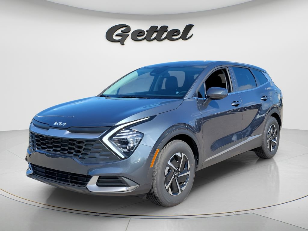 Used 2025 Kia Sportage LX image 1