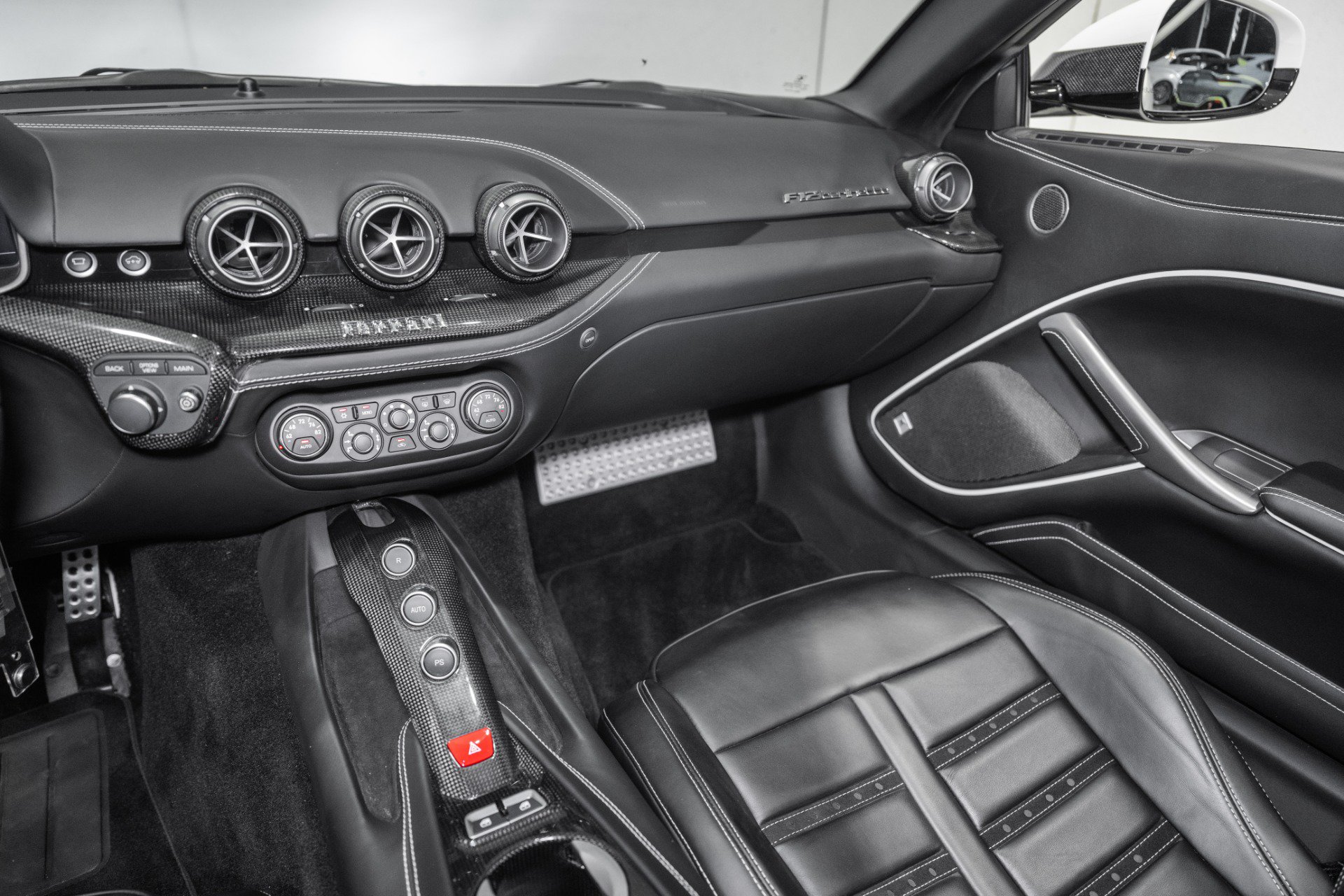 Used 2017 Ferrari F12 Berlinetta RWD image 27