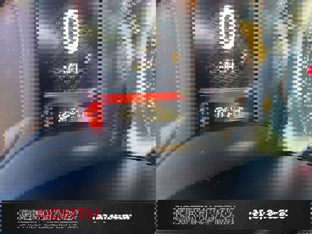 Used 2024 RAM 3500 Tradesman w/ Chrome Appearance Group image 32