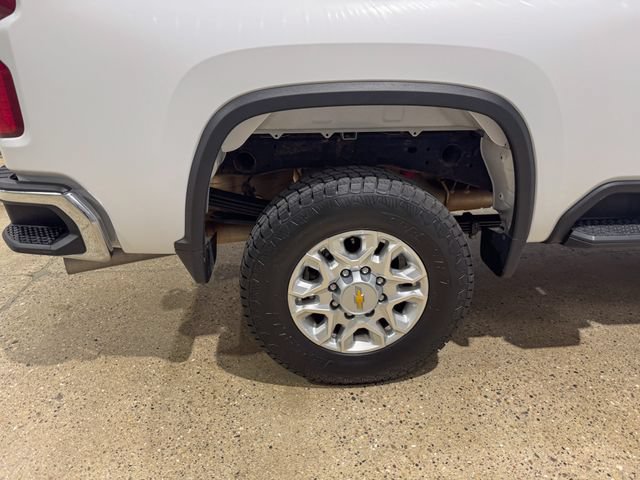 Used 2023 Chevrolet Silverado 2500 LT AWD/4WD image 29