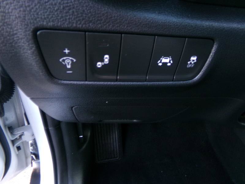 Used 2021 Hyundai Kona Night w/ Cargo Package image 15