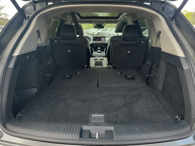 Used 2024 Acura MDX FWD w/ Technology Package image 8