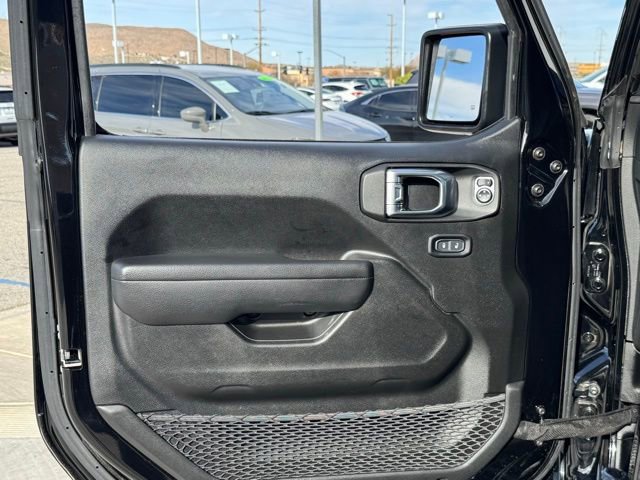 Used 2024 Jeep Wrangler Unlimited image 29