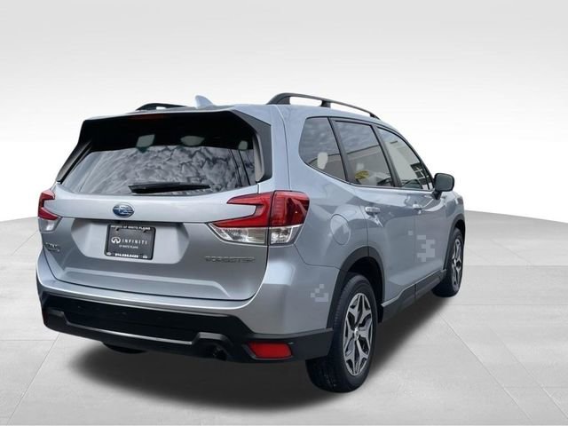 Used 2021 Subaru Forester Premium image 4