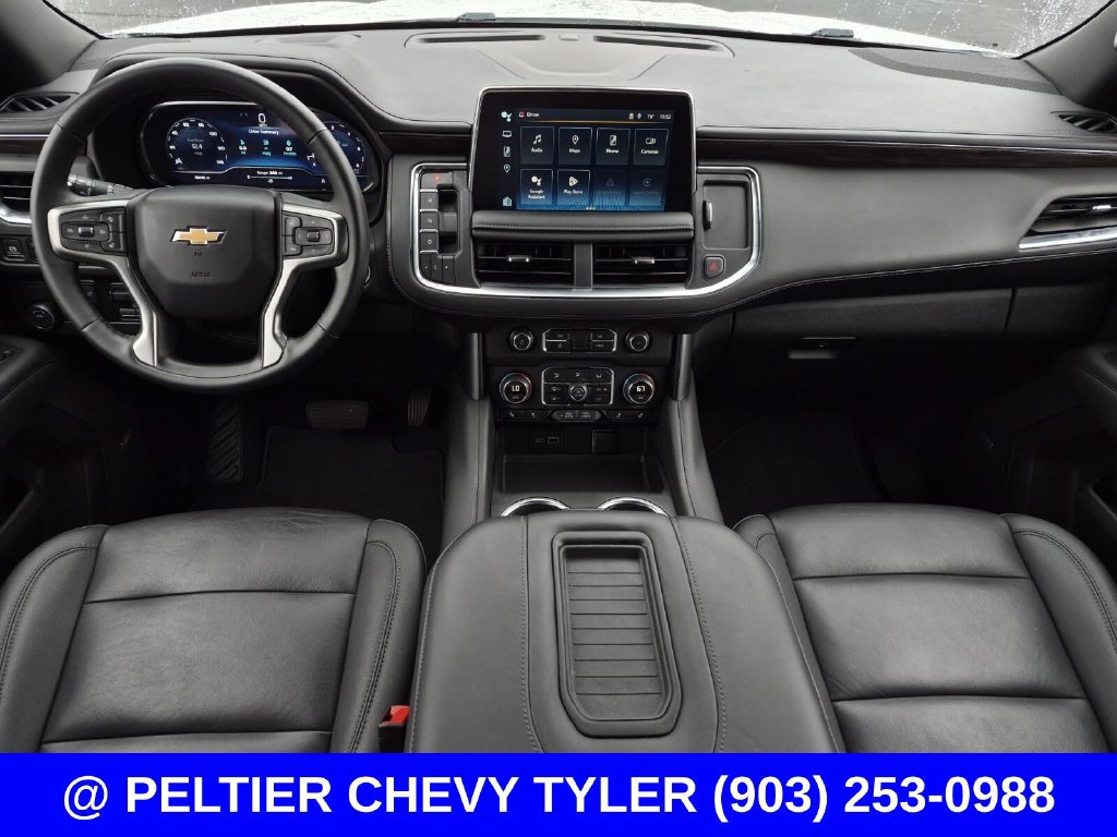 Used 2024 Chevrolet Suburban LT w/ Luxury Package RWD image 42