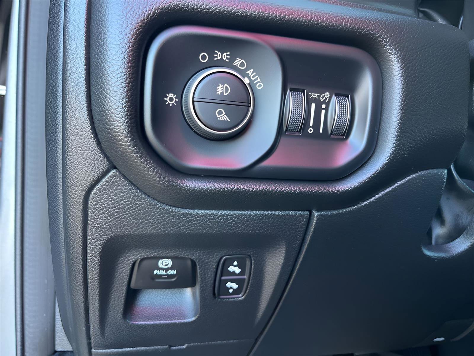 Used 2025 RAM 1500 Laramie w/ Sport Appearance Package image 23