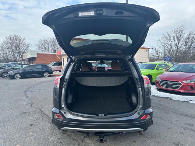Used 2017 Toyota RAV4 SE AWD/4WD image 15