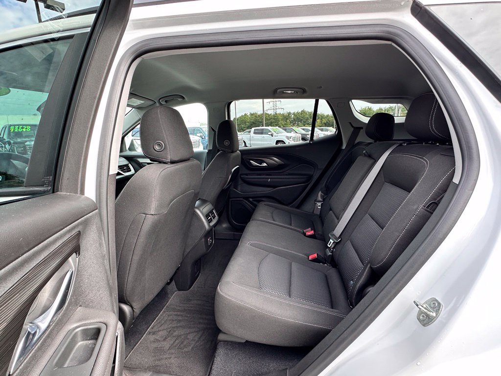 Certified 2022 GMC Terrain SLE w/ Driver Convenience Package AWD/4WD image 24