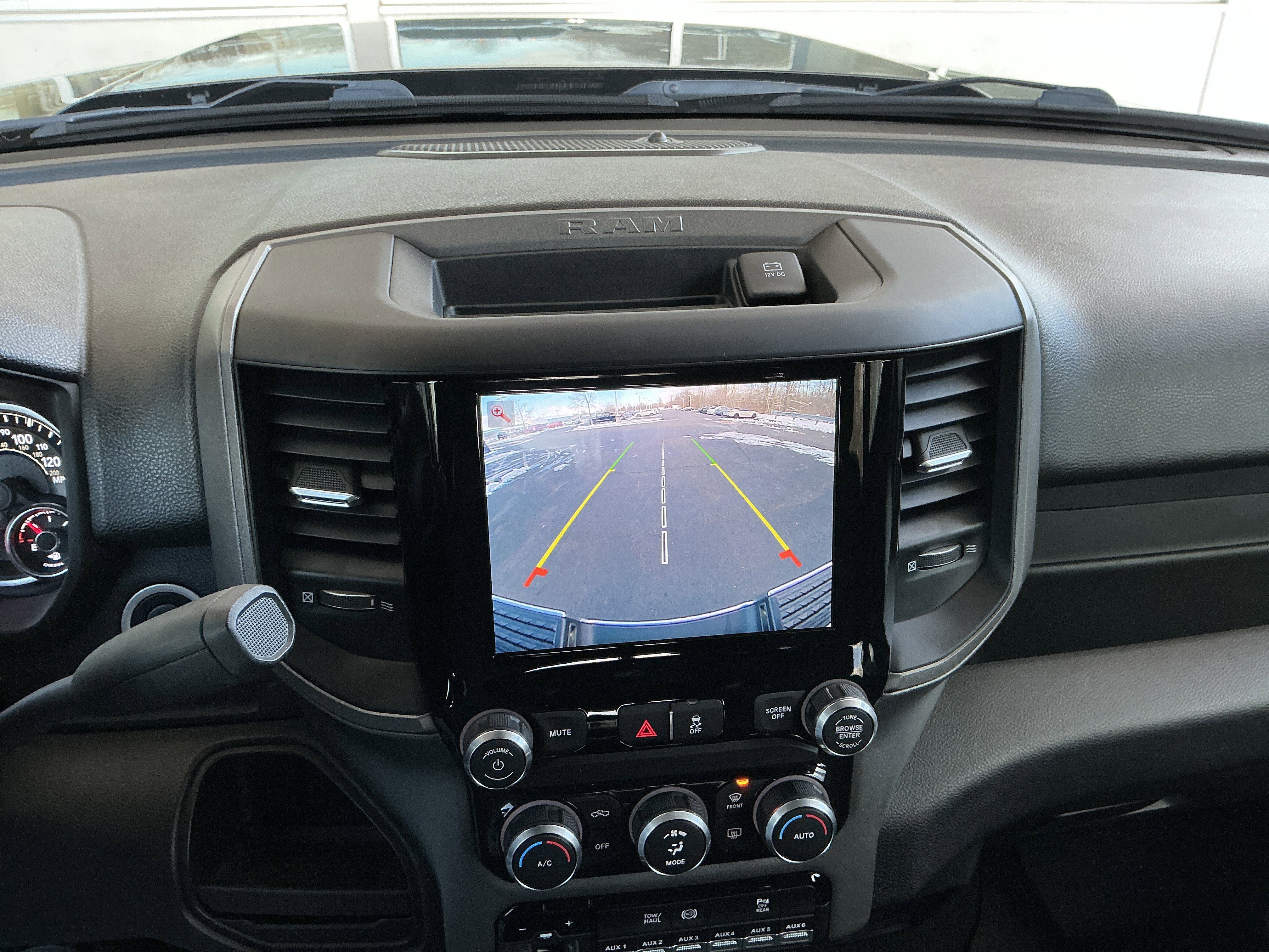 Used 2022 RAM 3500 Tradesman image 10