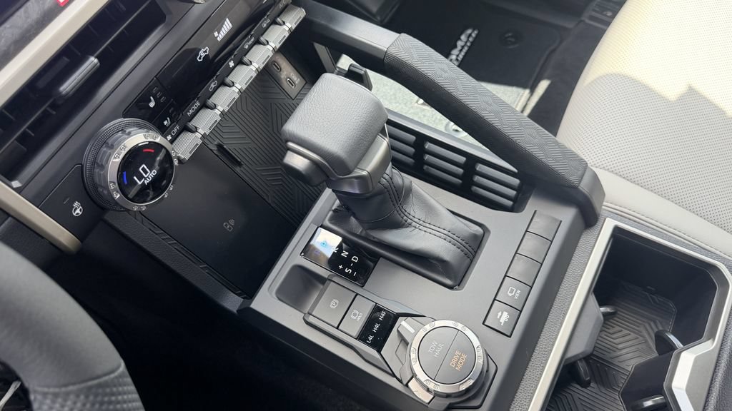 New 2026 Toyota Tacoma Limited AWD/4WD image 19