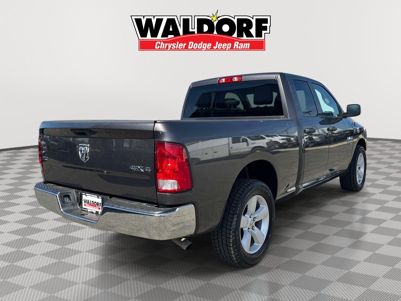 Used 2024 RAM 1500 Classic SLT image 6