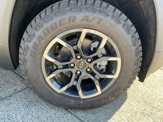 New 2026 Chevrolet Equinox ACTIV w/ Convenience Package III image 14