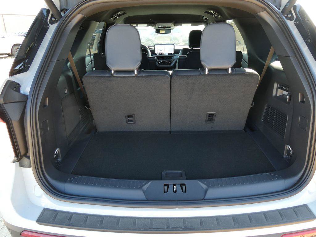 New 2027 Ford Explorer ST AWD/4WD image 12