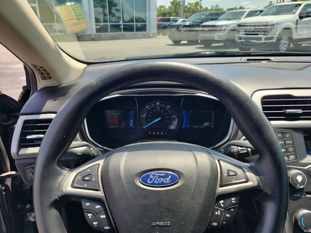 Used 2018 Ford Fusion S FWD image 25