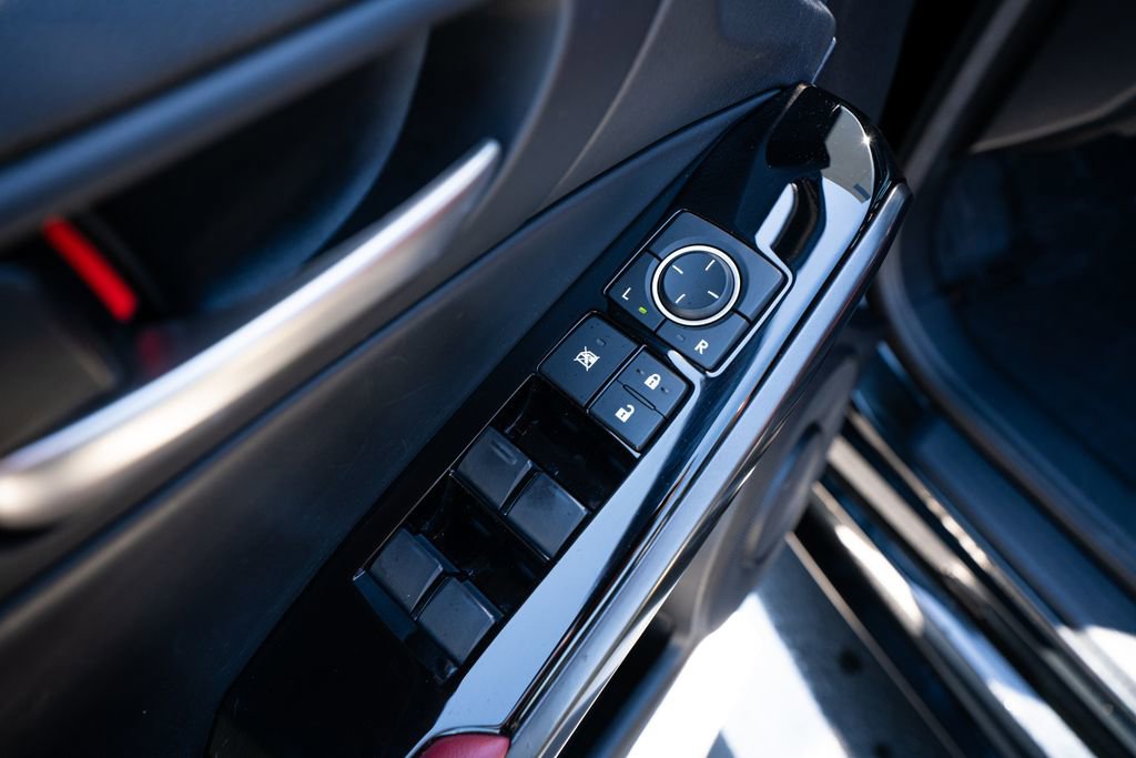 Used 2023 Lexus IS 350 F Sport RWD image 26