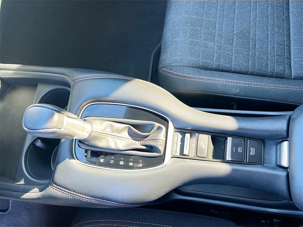 Used 2025 Honda HR-V Sport image 16