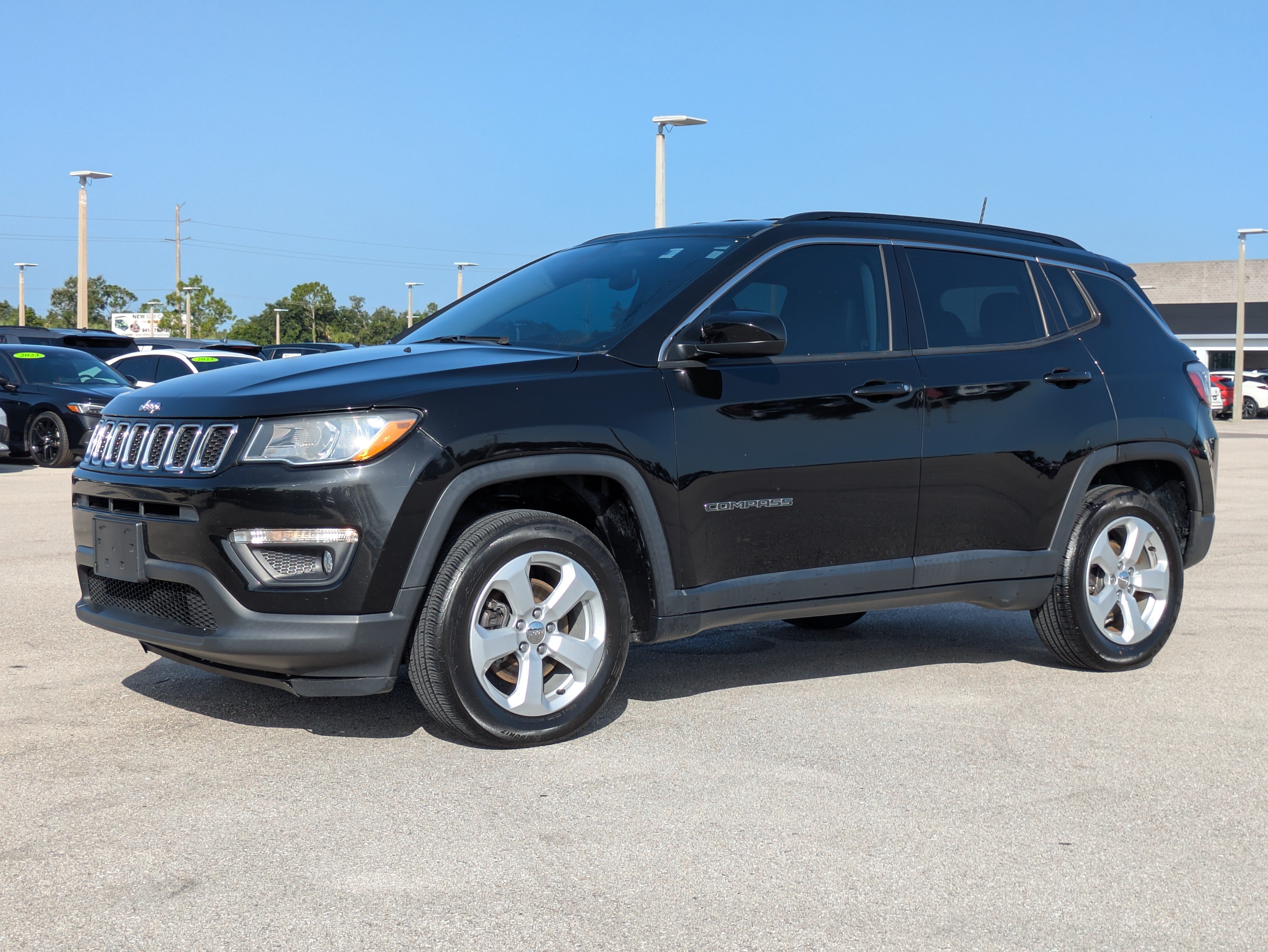 Used 2021 Jeep Compass Latitude w/ Convenience Group AWD/4WD image 8