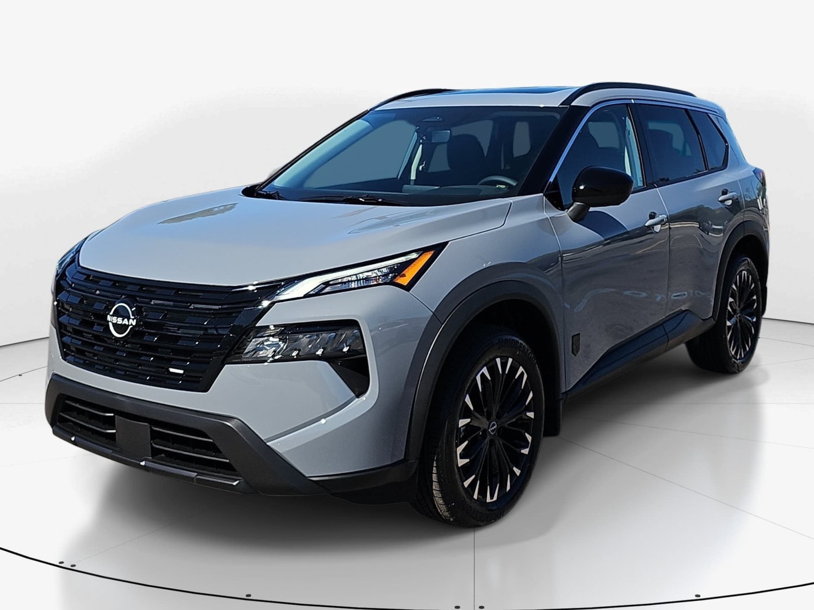 New 2027 Nissan Rogue Dark Armor FWD image 10