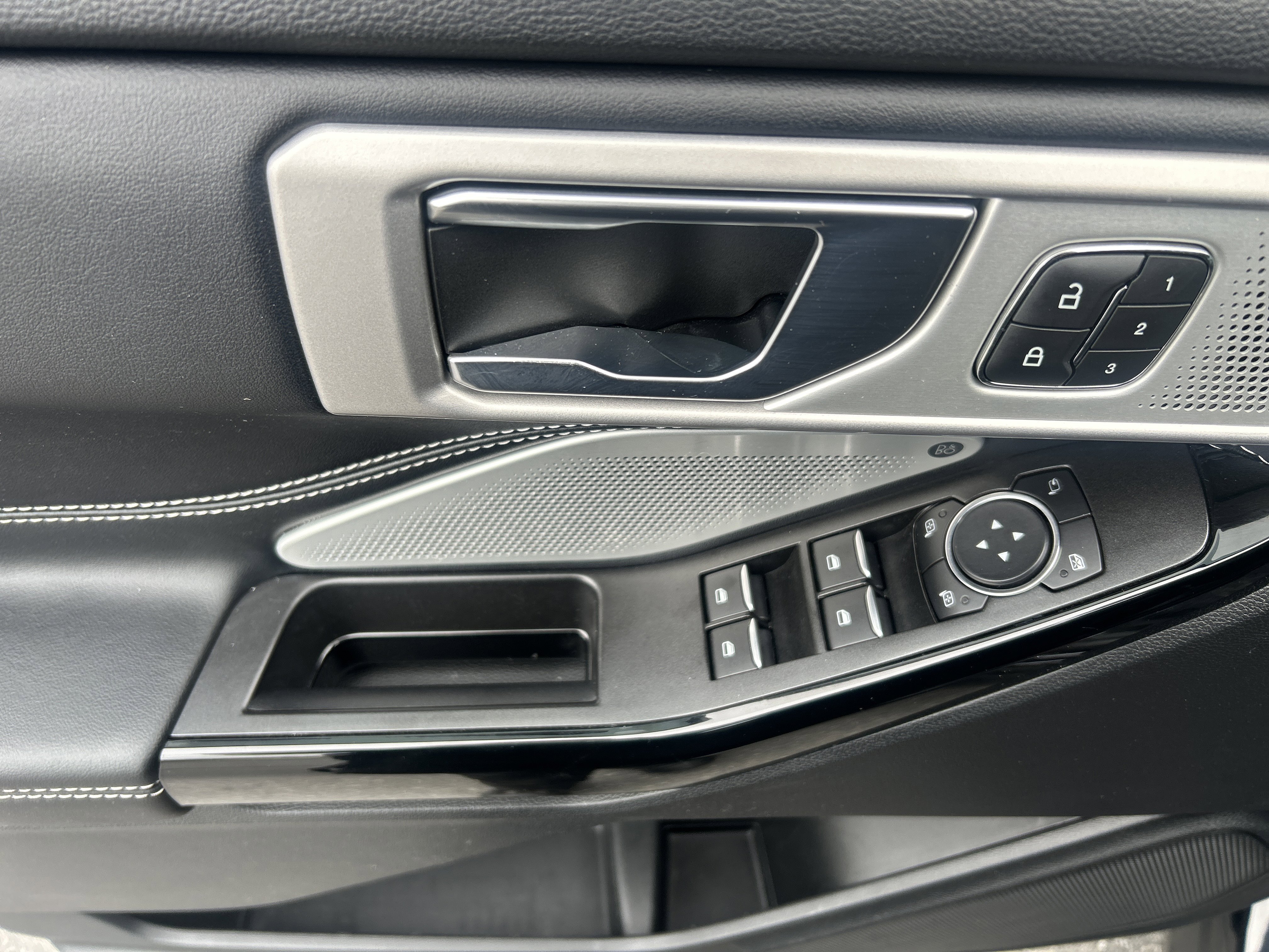 Certified 2022 Ford Explorer ST w/ Equipment Group 401A image 14