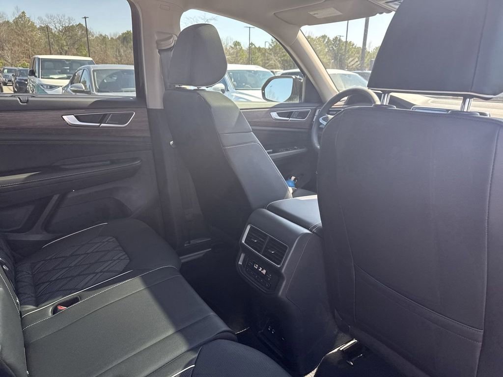 New 2025 Volkswagen Atlas SEL Premium R-Line image 21