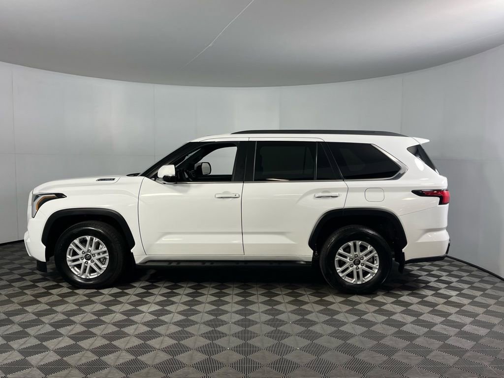 Used 2026 Toyota Sequoia SR5 image 10