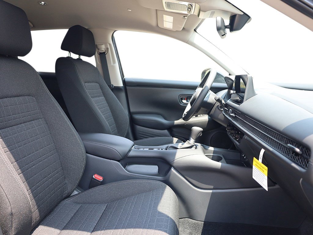 New 2026 Honda HR-V LX image 26