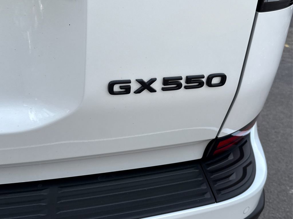 Used 2024 Lexus GX 550 550 Overtrail image 15