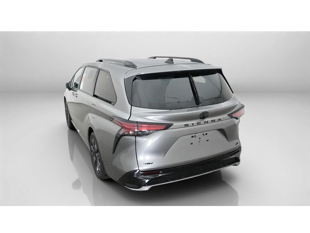 New 2026 Toyota Sienna XSE FWD image 7