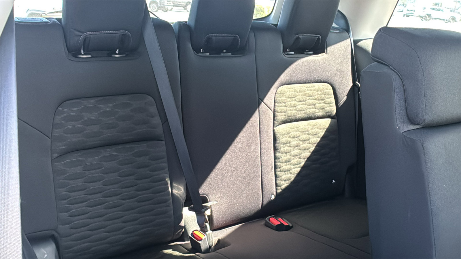 Used 2024 Nissan Pathfinder S FWD image 15