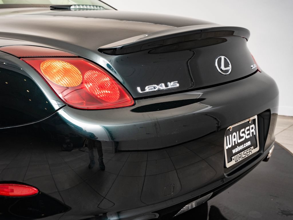 Used 2004 Lexus SC 430 Convertible RWD image 20