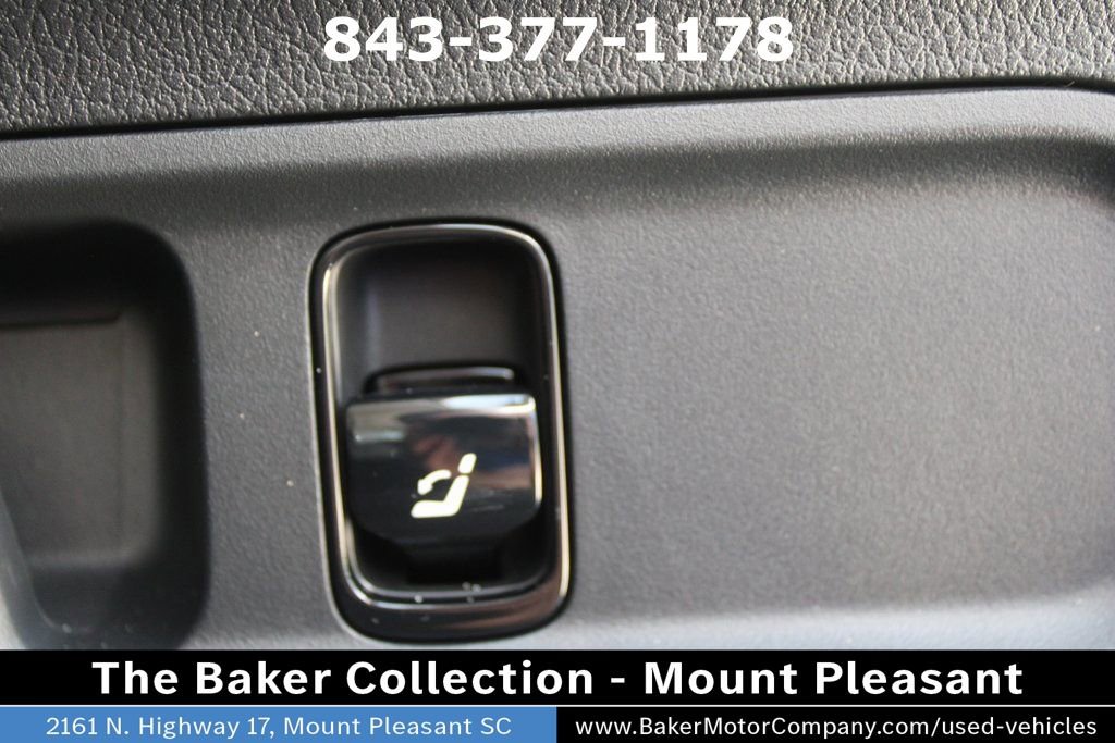 Used 2025 Mercedes-Benz GLC 350e GLC 350e image 10