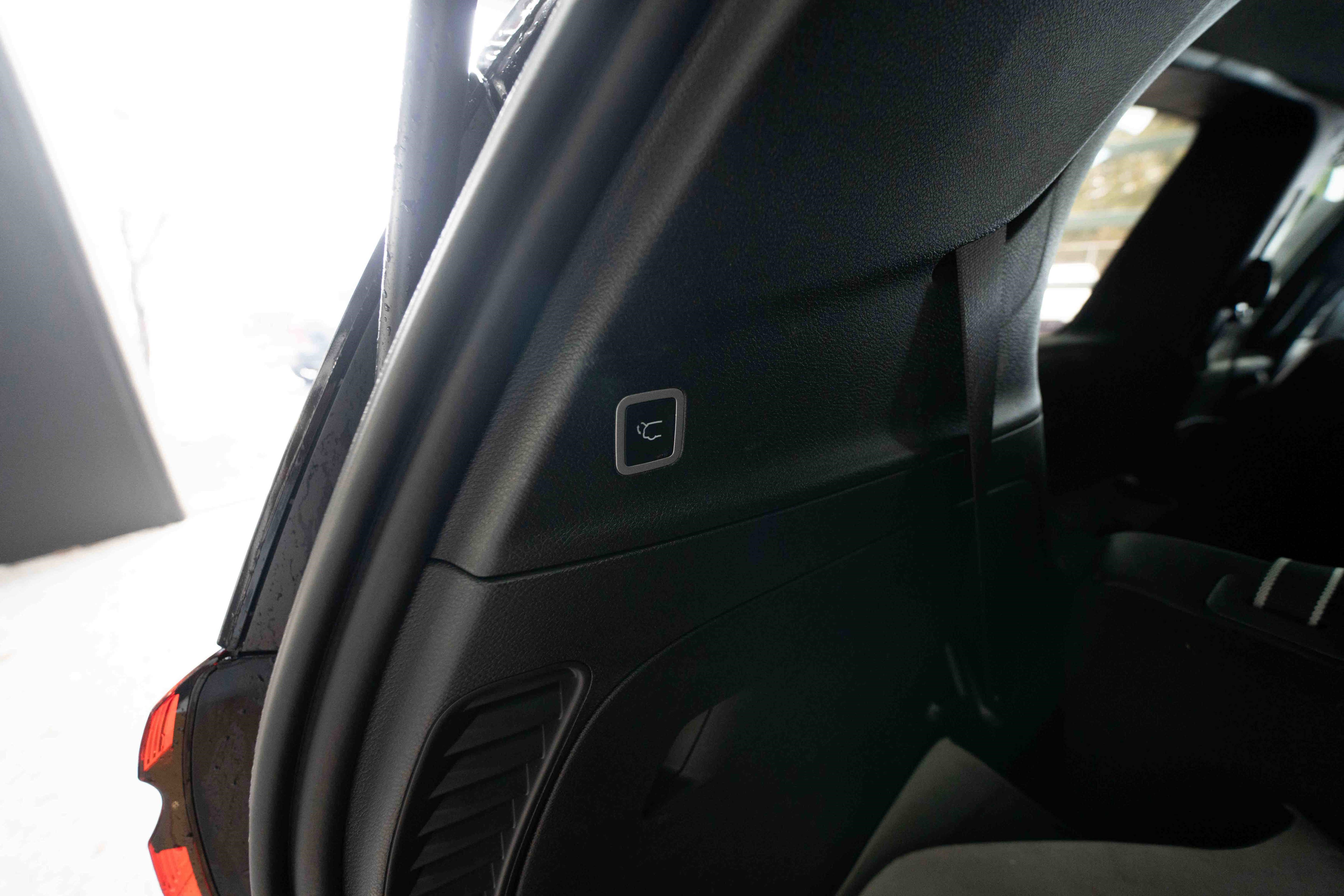 Used 2025 Chrysler Pacifica Select image 29