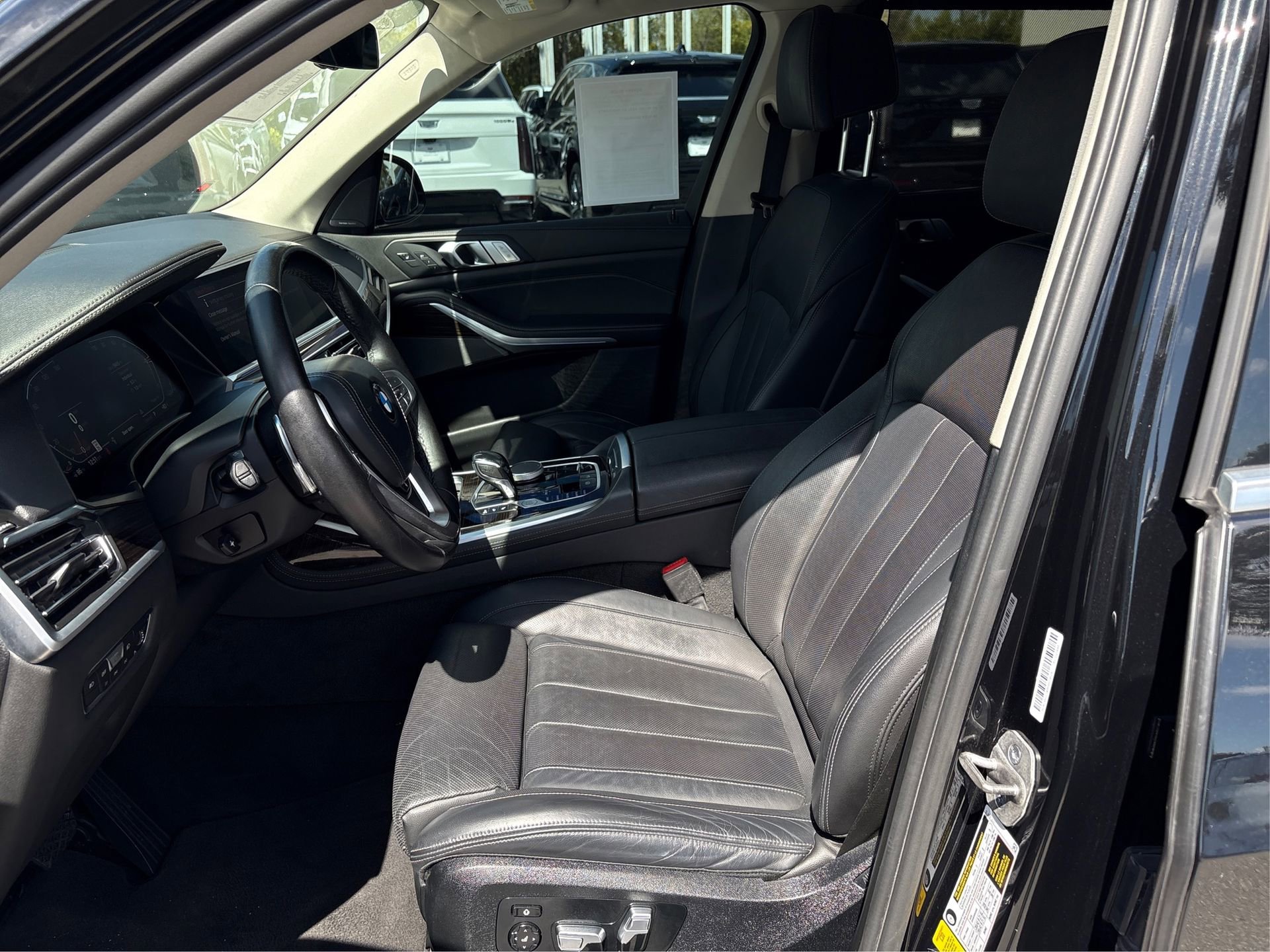 Used 2021 BMW X7 xDrive40i image 9