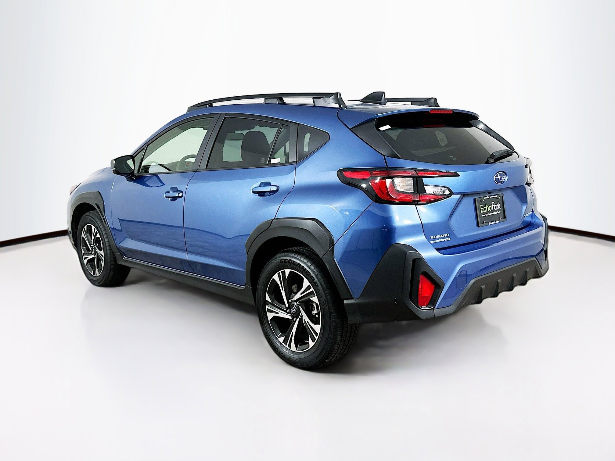 Used 2024 Subaru Crosstrek 2.0i Premium image 5