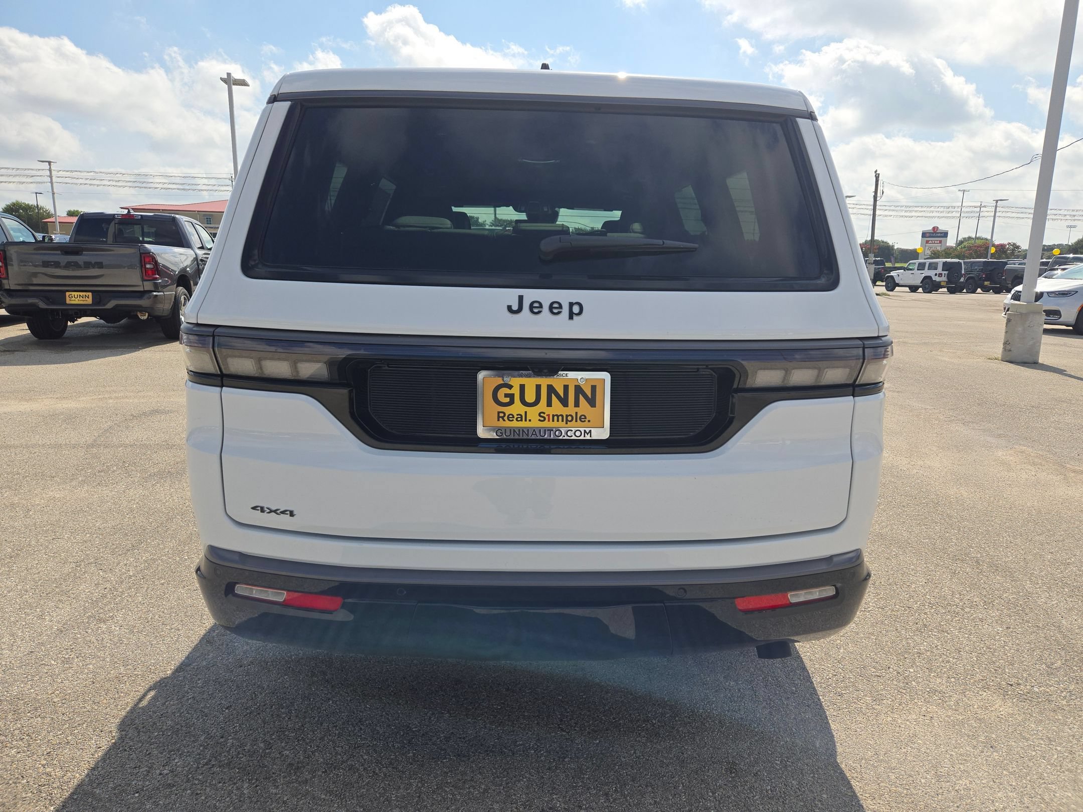 New 2026 Jeep Grand Wagoneer Limited w/ Premium Group II AWD/4WD image 4