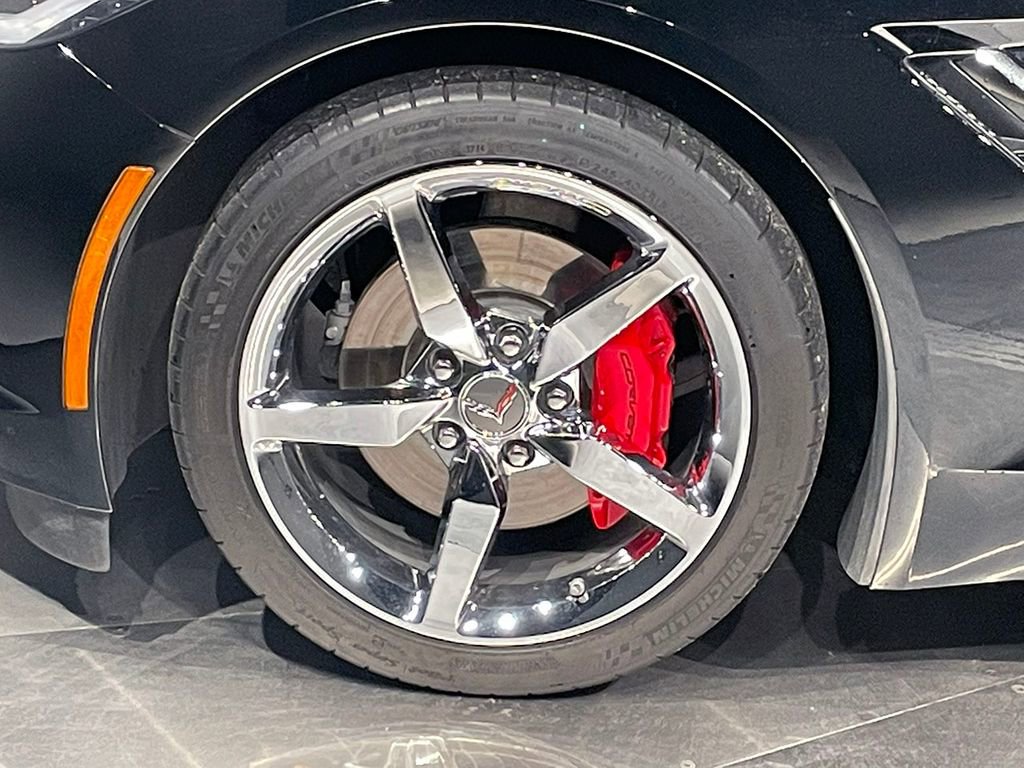 Used 2014 Chevrolet Corvette Stingray Coupe RWD image 9