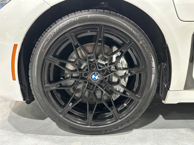 Used 2020 BMW 745e xDrive AWD/4WD image 7