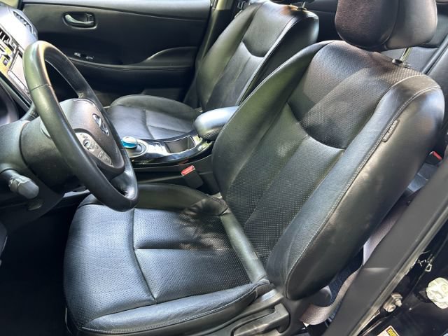 Used 2015 Nissan Leaf SL FWD image 9