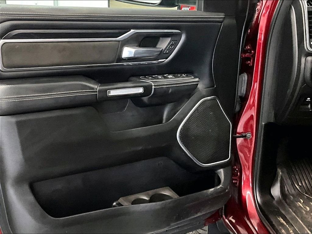 Used 2023 RAM 1500 Laramie AWD/4WD image 9