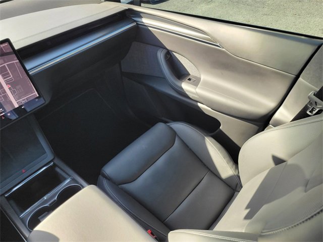 Used 2022 Tesla Model X Plaid image 10
