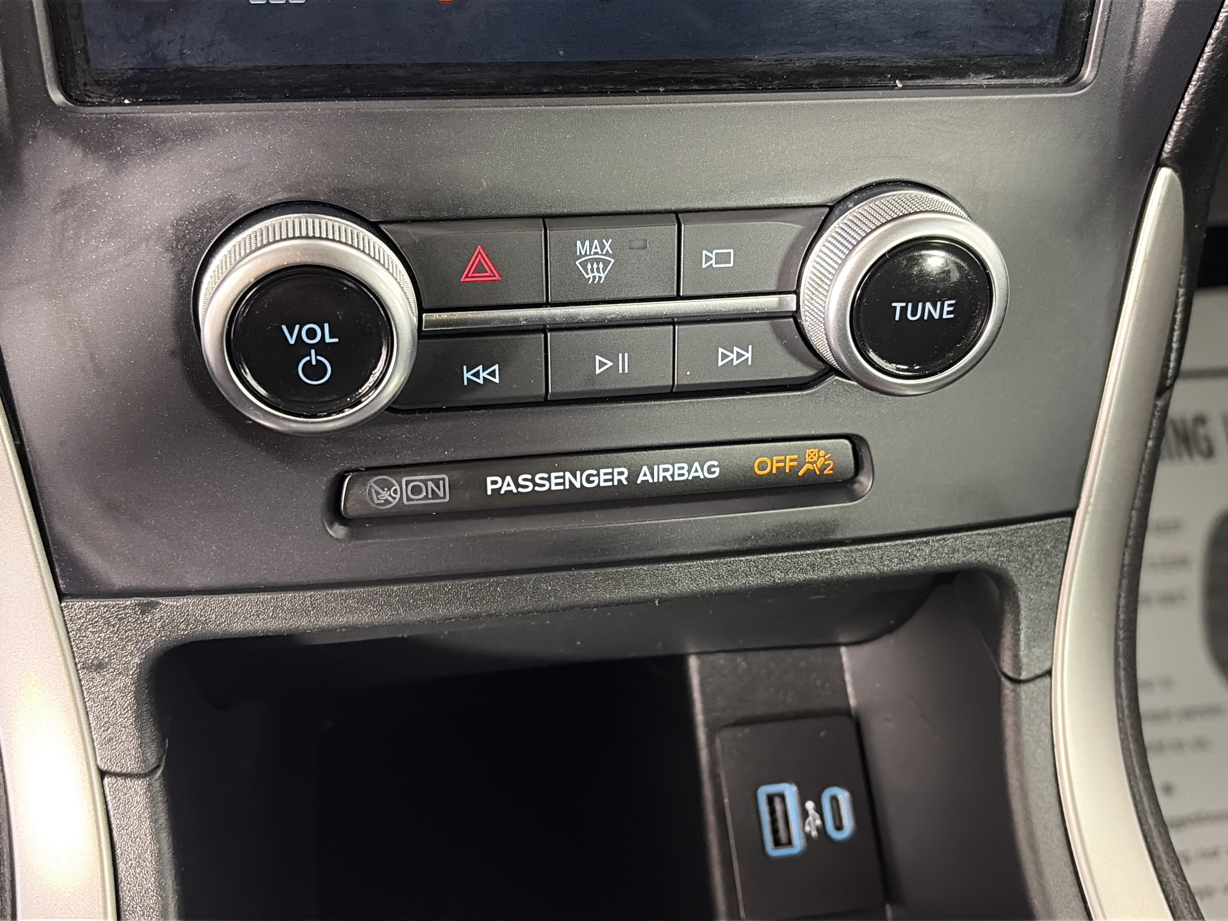 Used 2024 Ford Edge SEL w/ Convenience Package AWD/4WD image 23