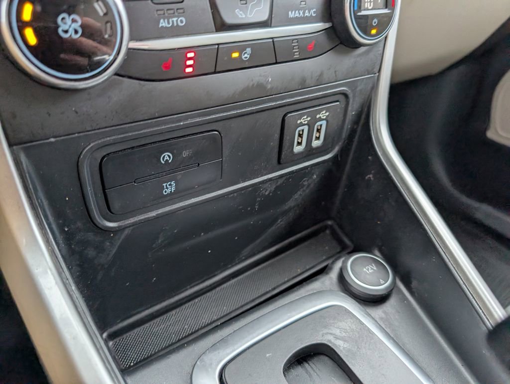 Used 2021 Ford EcoSport Titanium w/ Interior Protection Package image 23
