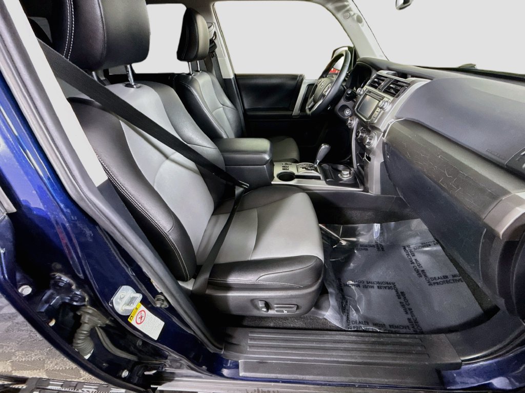 Used 2015 Toyota 4Runner SR5 Premium AWD/4WD image 30