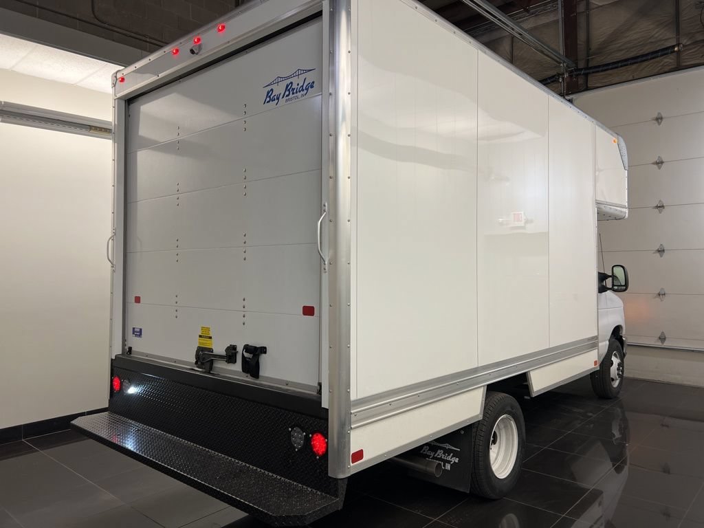 New 2026 Ford E-350 and Econoline 350 Super Duty w/ Power Equipment Group RWD image 6